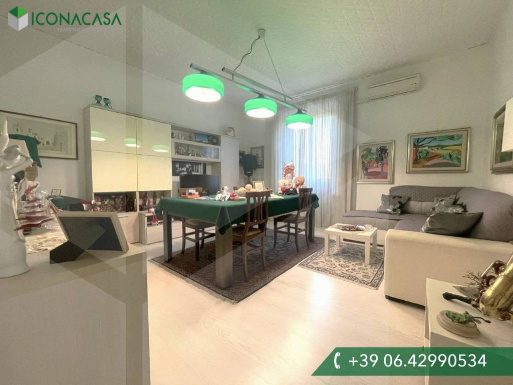 appartamento in vendita a Roma in zona Prenestino-Labicano