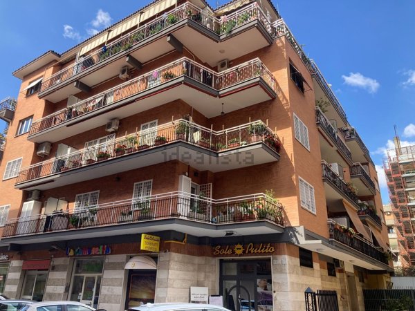 appartamento in vendita a Roma in zona Collatino