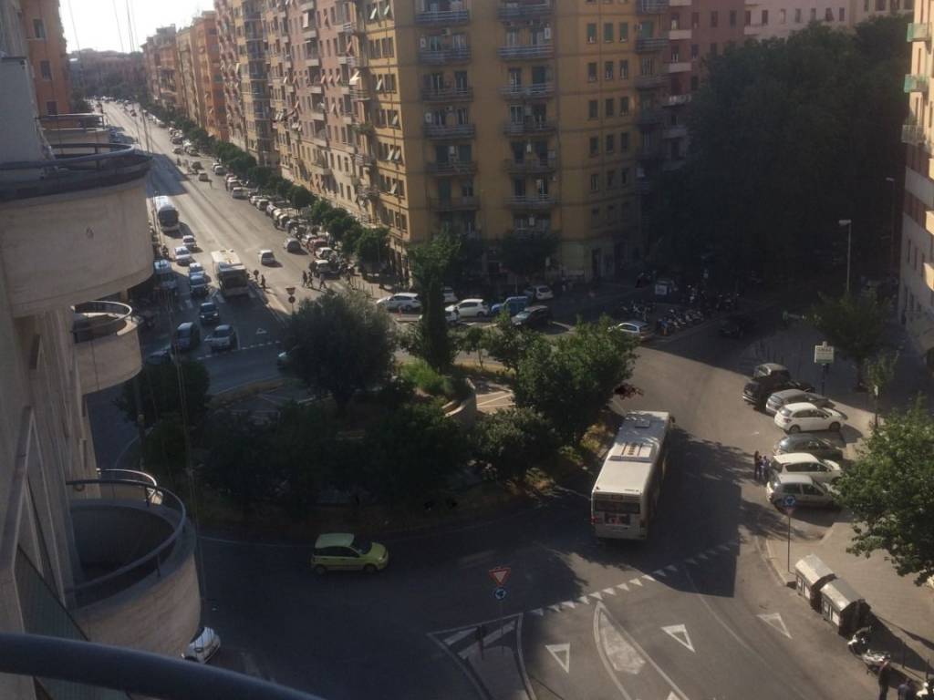 appartamento in vendita a Roma in zona Nomentano