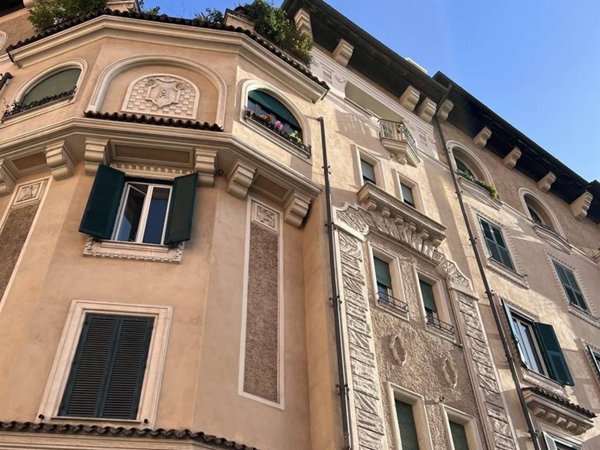 appartamento in vendita a Roma in zona Appio Latino