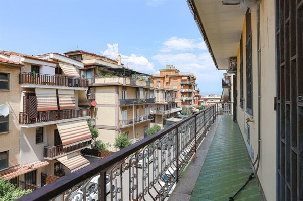 appartamento in vendita a Roma in zona Torre Angela