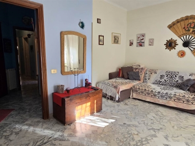 appartamento in vendita a Roma in zona Corviale