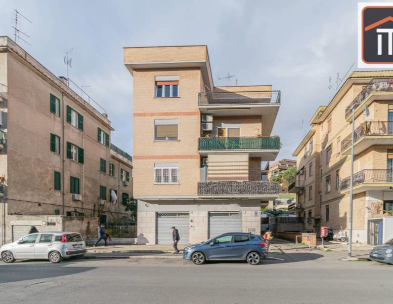 appartamento in vendita a Roma in zona Portuense