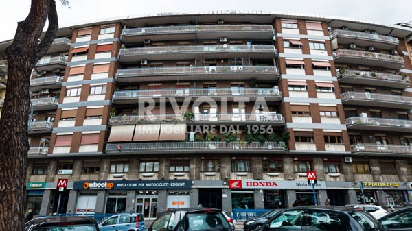 appartamento in vendita a Roma in zona Della Vittoria
