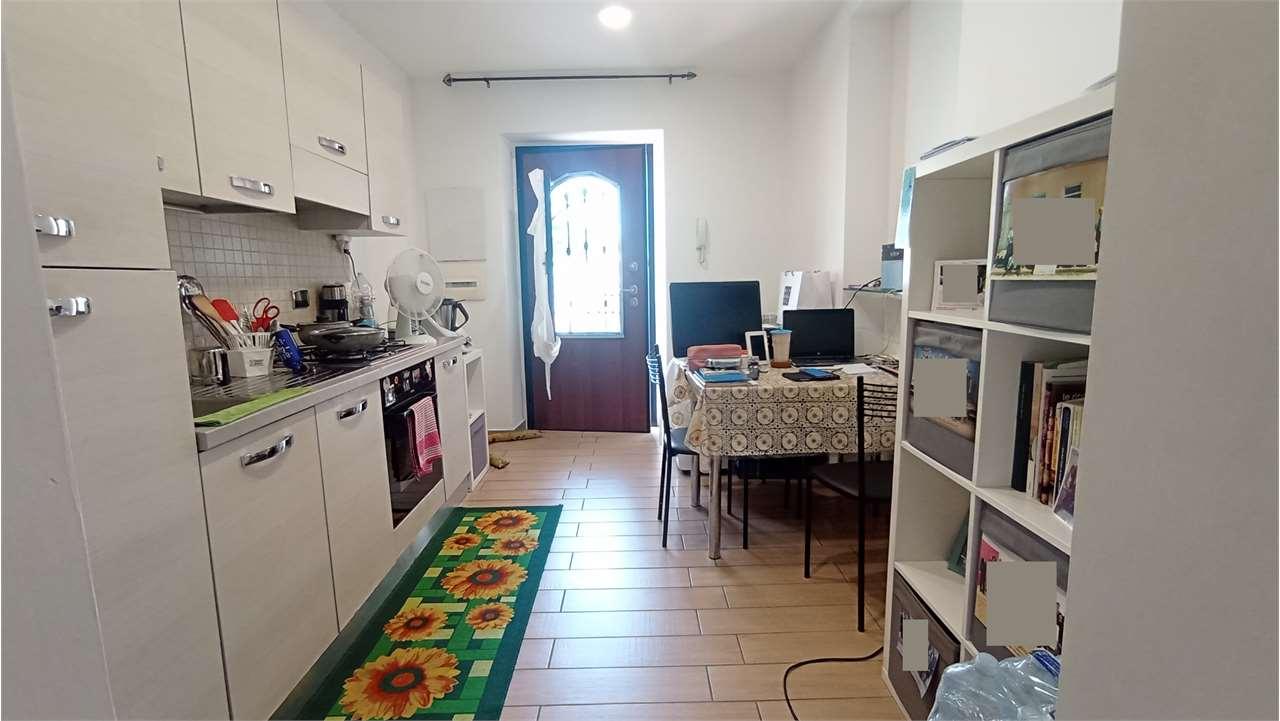 appartamento in vendita a Roma in zona Ponte di Nona