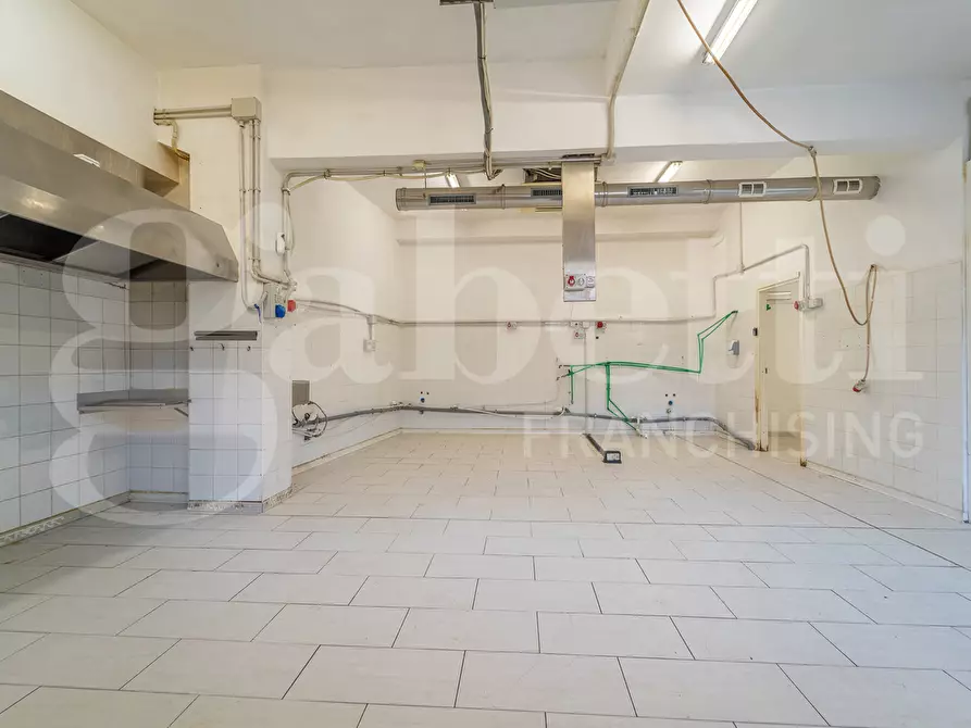 locale di sgombero in vendita a Roma in zona Torrevecchia