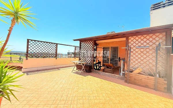 appartamento in vendita a Roma in zona Axa