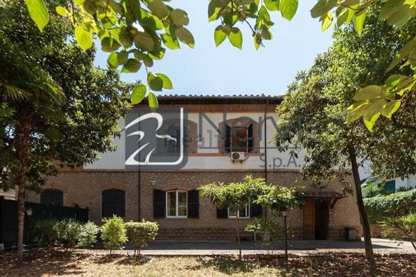 casa indipendente in vendita a Roma in zona Pinciano