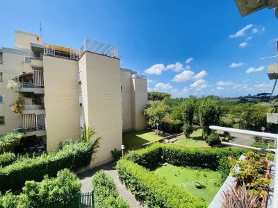 appartamento in vendita a Roma in zona Corviale