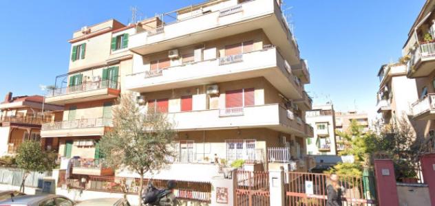 appartamento in vendita a Roma in zona Prenestino-Centocelle