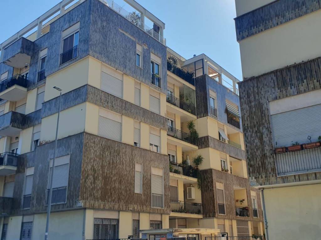 appartamento in vendita a Roma in zona Ostia
