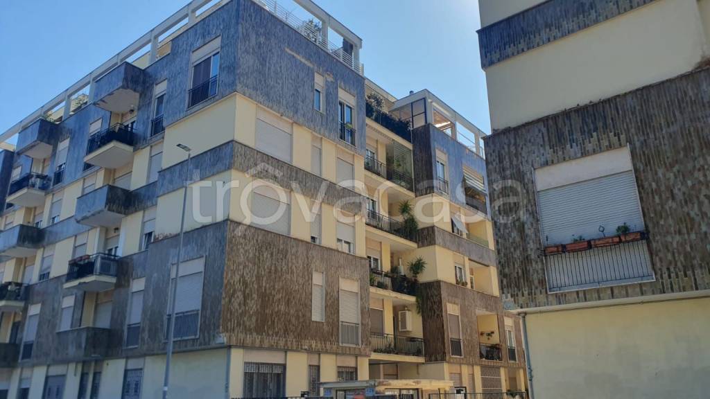 appartamento in vendita a Roma in zona Ostia