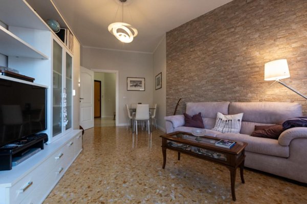 appartamento in vendita a Roma in zona Ardeatino