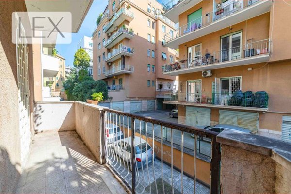 appartamento in vendita a Roma in zona Appio Latino
