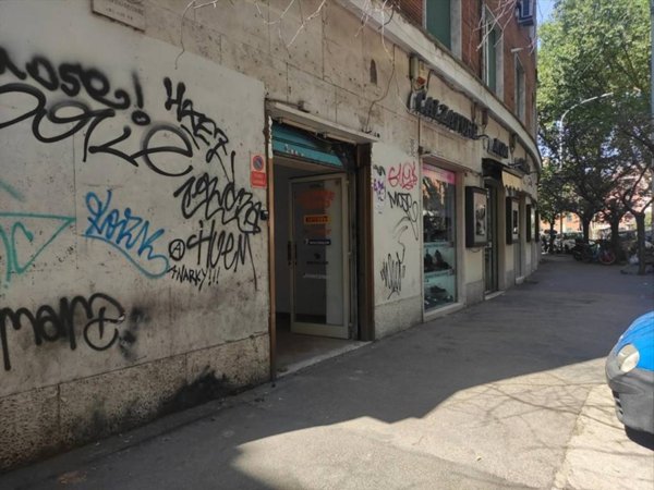 negozio in vendita a Roma in zona Gianicolense