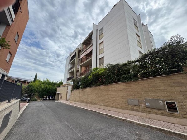 appartamento in vendita a Roma in zona Torrino