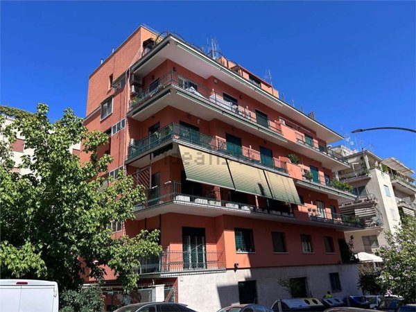 appartamento in vendita a Roma in zona Nomentano