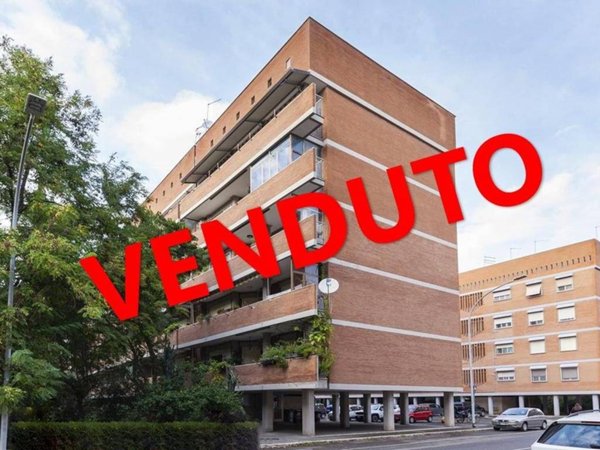 appartamento in vendita a Roma in zona Torrino