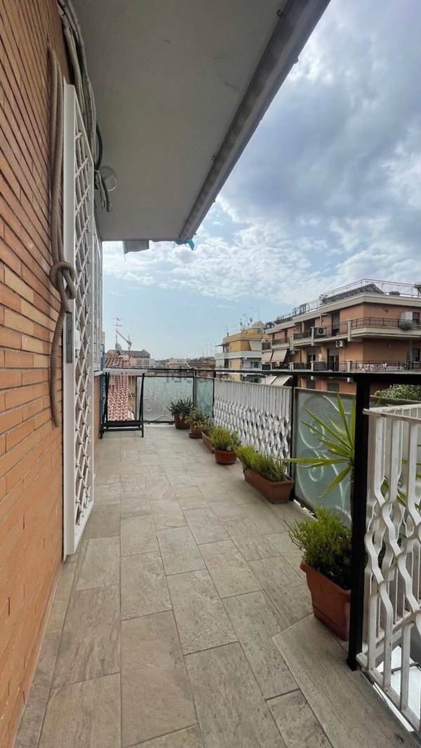 appartamento in vendita a Roma in zona Primavalle