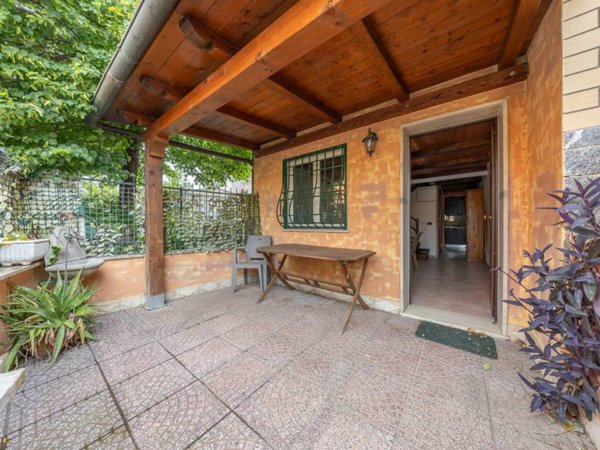 appartamento in vendita a Roma in zona Finocchio