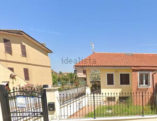 appartamento in vendita a Roma in zona Finocchio