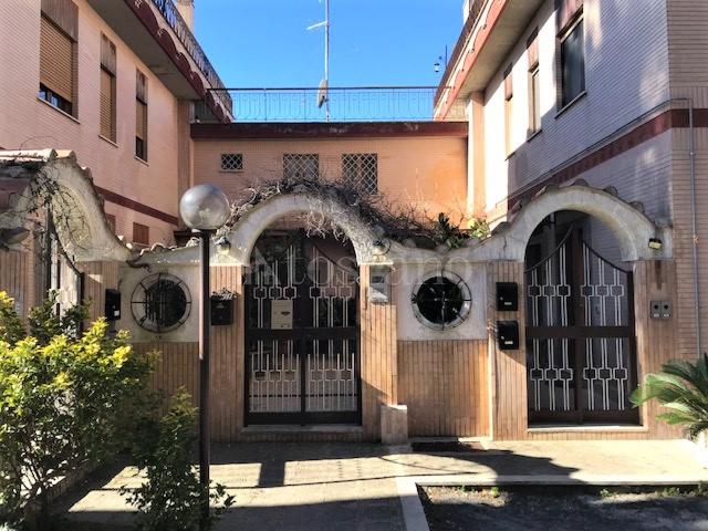 casa indipendente in vendita a Roma in zona Tor di Quinto