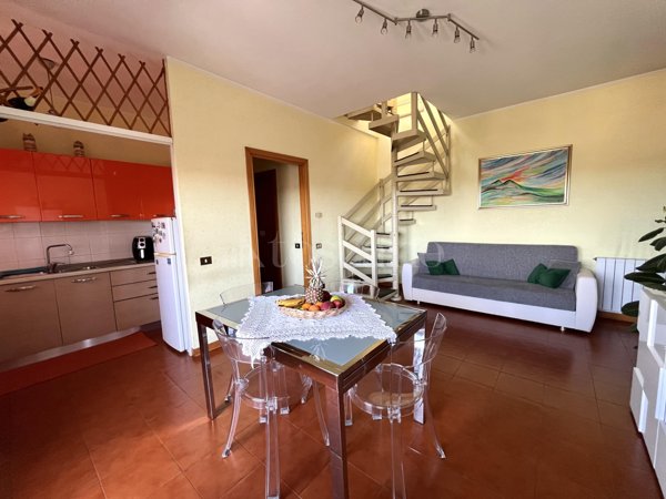 appartamento in vendita a Roma in zona Casal Morena
