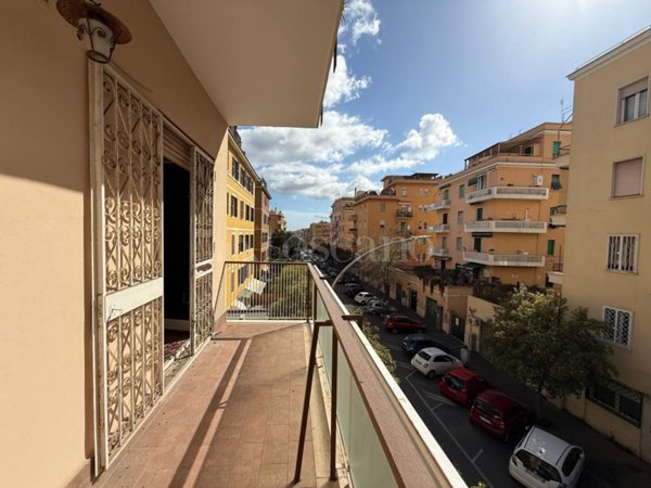 appartamento in vendita a Roma in zona Gianicolense