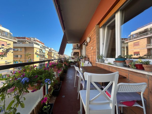 appartamento in vendita a Roma in zona Ostia