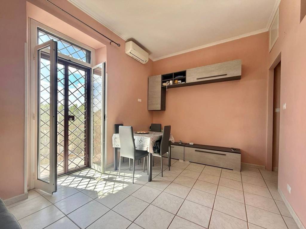 appartamento in vendita a Roma in zona Magliana Vecchia