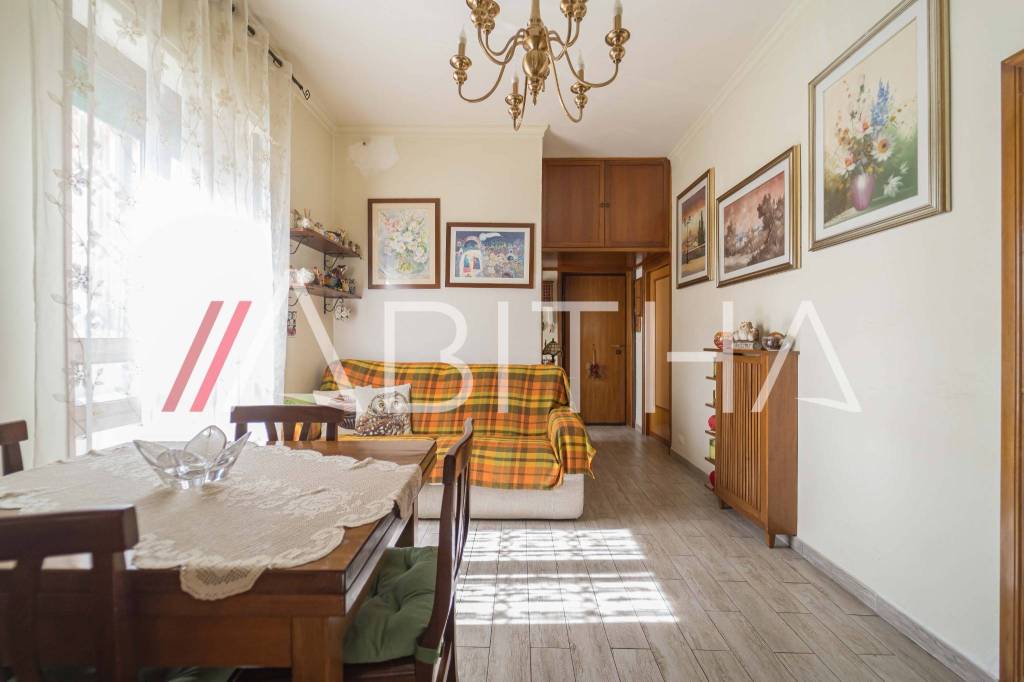 appartamento in vendita a Roma in zona San Basilio
