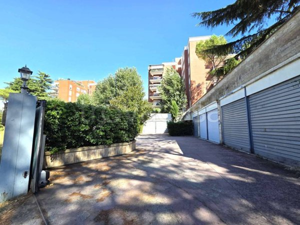 appartamento in vendita a Roma in zona Aurelio
