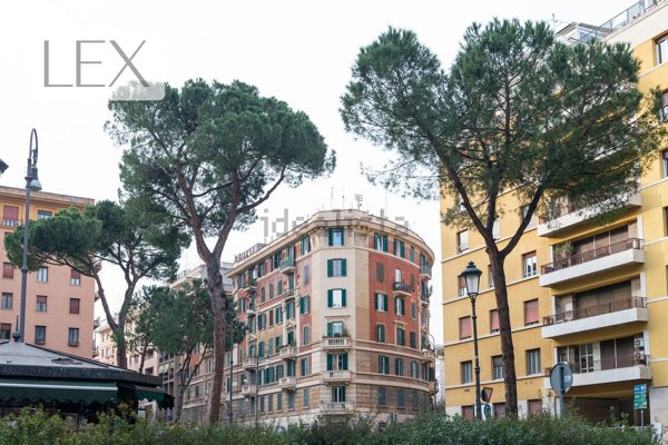 locale commerciale in vendita a Roma in zona Trieste