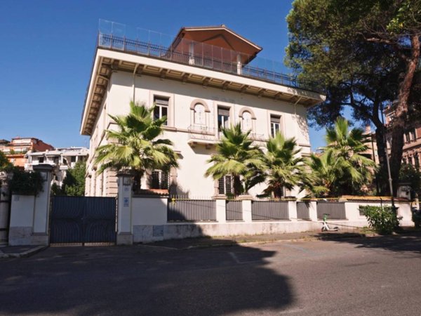 casa indipendente in vendita a Roma in zona Flaminio