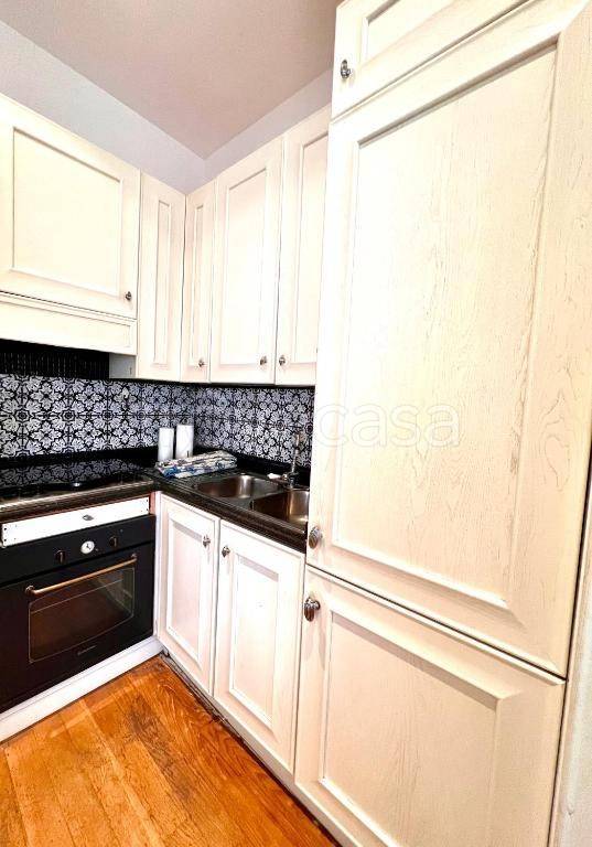 negozio in vendita a Roma in zona Rione Prati