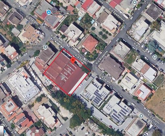 negozio in vendita a Roma in zona Tor Bella Monaca