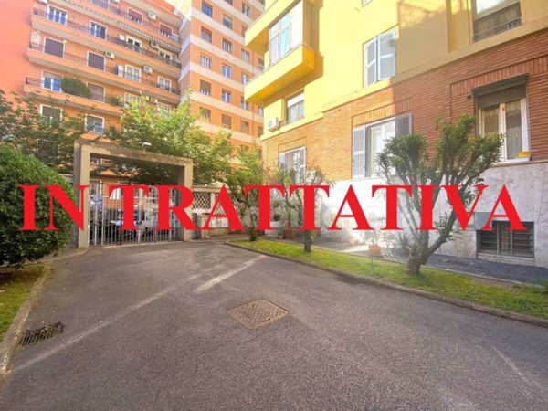 appartamento in vendita a Roma in zona Tuscolano