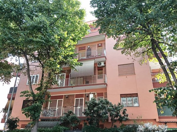 appartamento in vendita a Roma in zona Prenestino-Centocelle