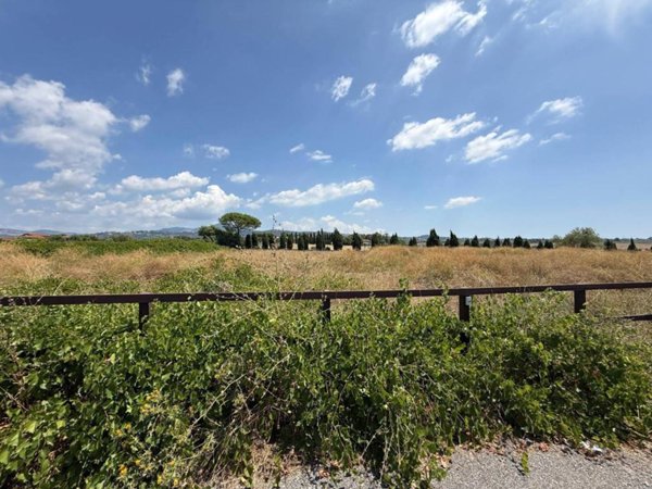 terreno agricolo in vendita a Roma in zona Fonte Laurentina