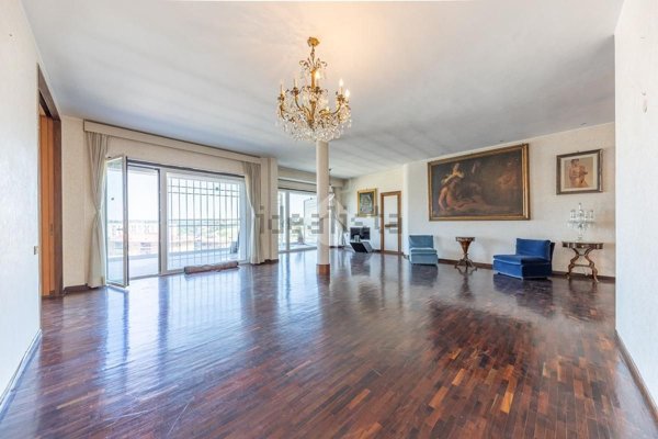 appartamento in vendita a Roma in zona Aurelio