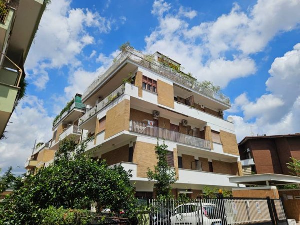 appartamento in vendita a Roma in zona Trionfale