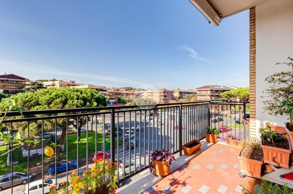 appartamento in vendita a Roma in zona Gianicolense