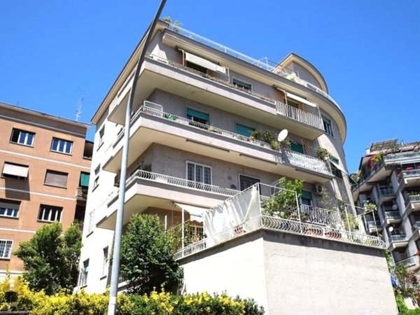 appartamento in vendita a Roma in zona Gianicolense