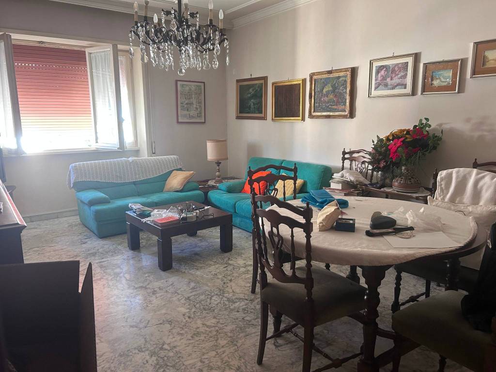 appartamento in vendita a Roma in zona Ostiense