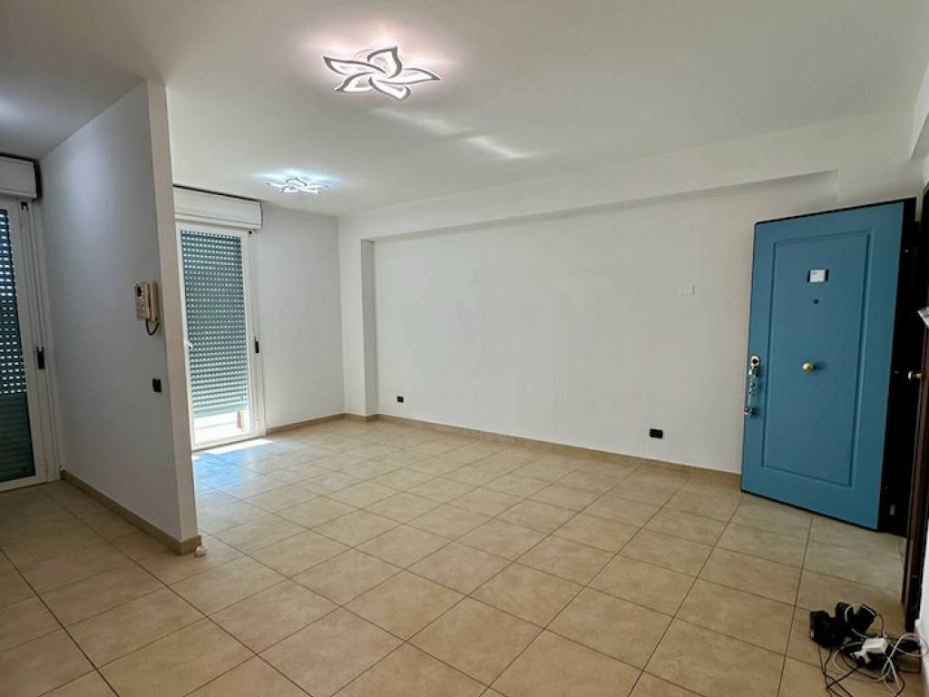 appartamento in vendita a Roma in zona Castel Fusano
