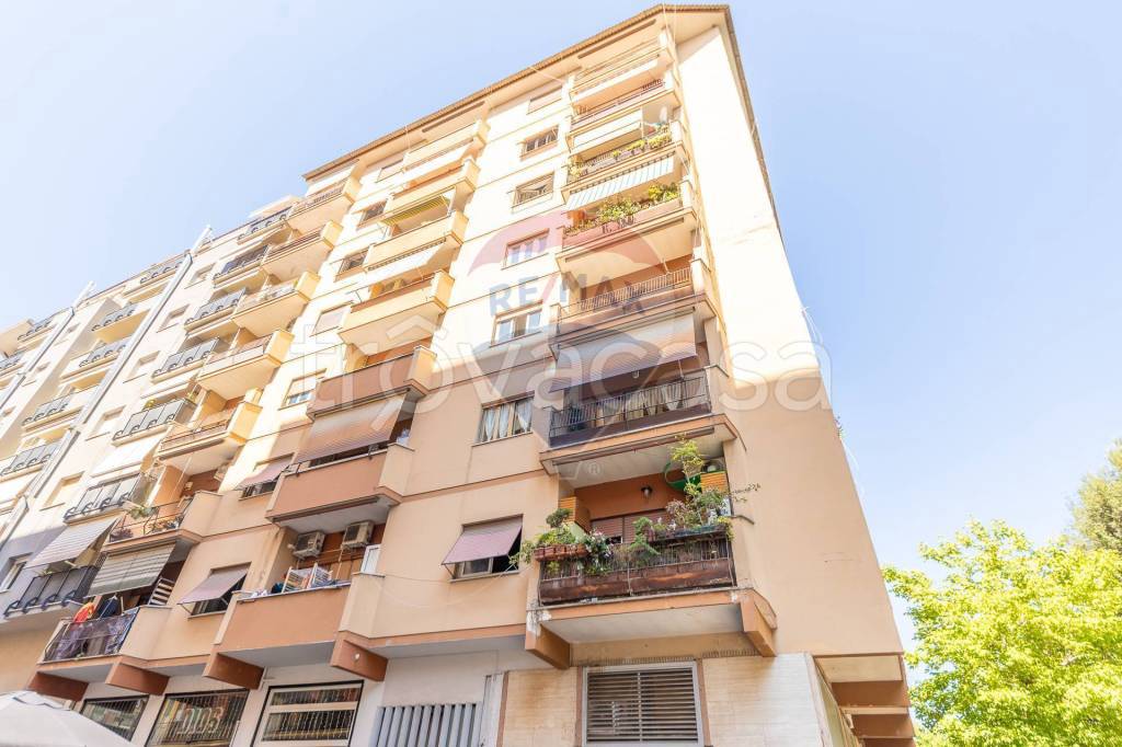 appartamento in vendita a Roma in zona Portuense