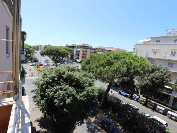 appartamento in vendita a Roma in zona Ostia