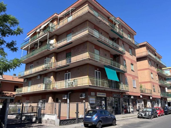 appartamento in vendita a Roma in zona Casal Boccone