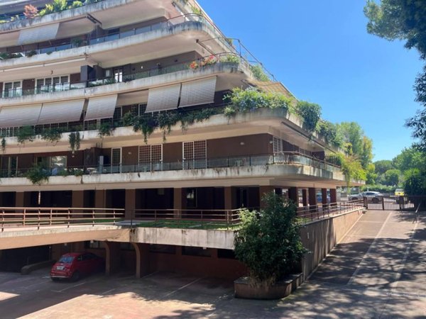 appartamento in vendita a Roma in zona Torrino