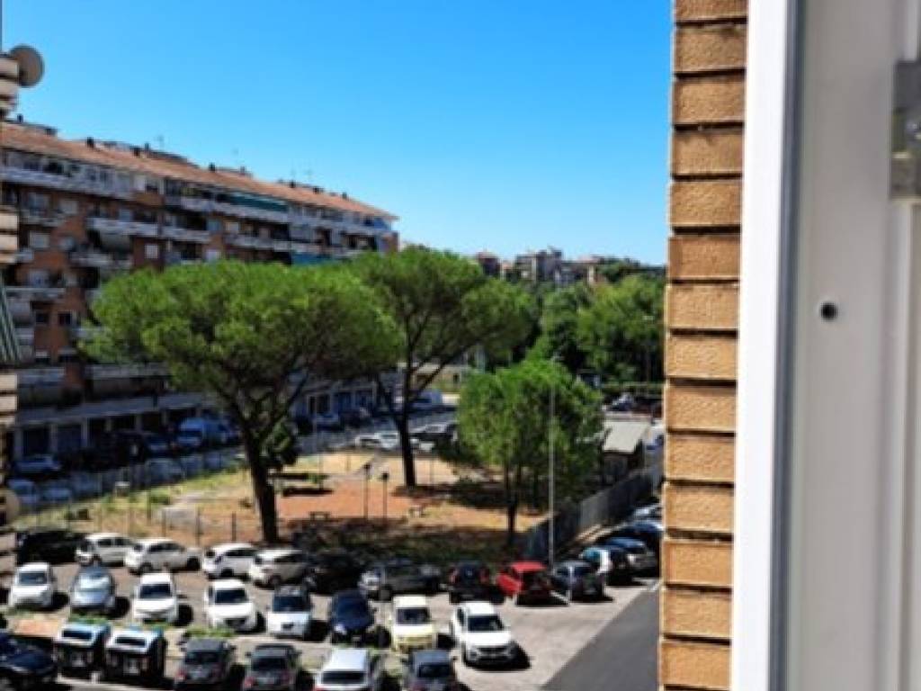 appartamento in vendita a Roma in zona Monte Sacro/Talenti